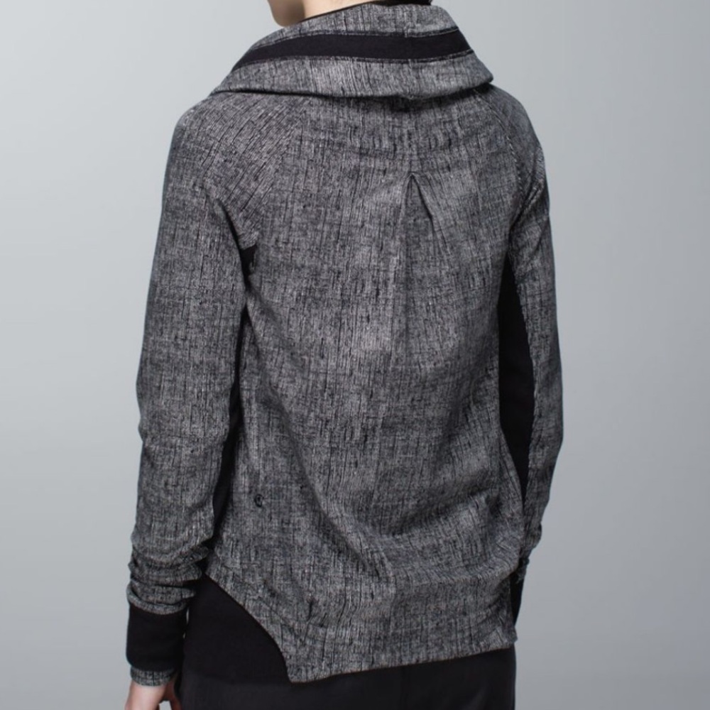 Lululemon To Class jacket - Picture 3 of 12